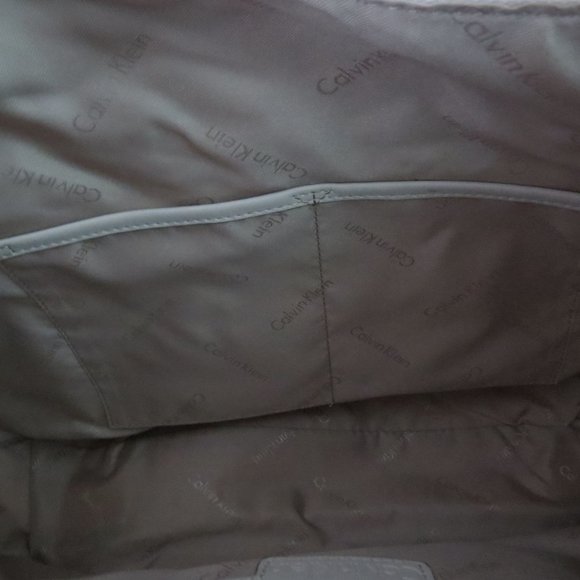 Like New Ivory Leather Calvin Klein Tote - Picture 13 of 16